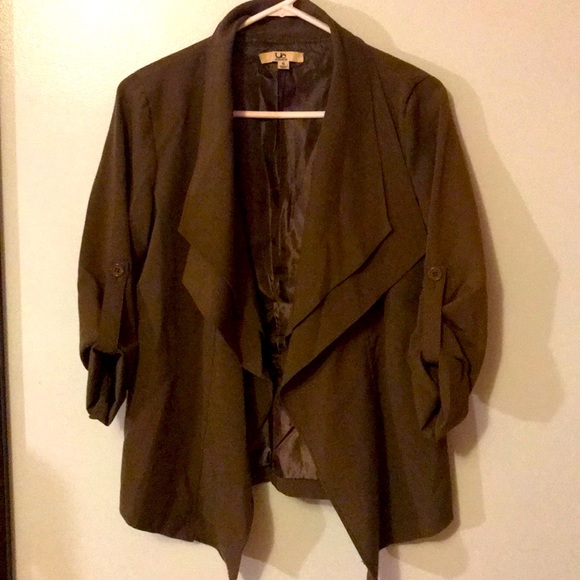 Ya Los Angeles Jackets & Blazers - 🥳Olive green blazer with belt loops! 🥳